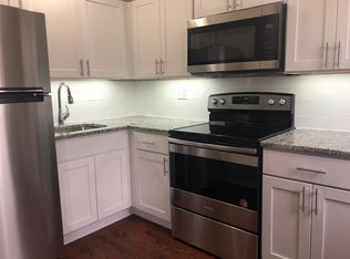 427 Powhattan Ave APT 4, Essington, PA 19029