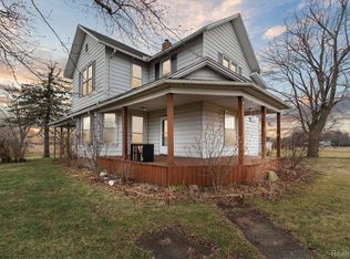 3855 Kelly Rd, La Salle, MI 48145