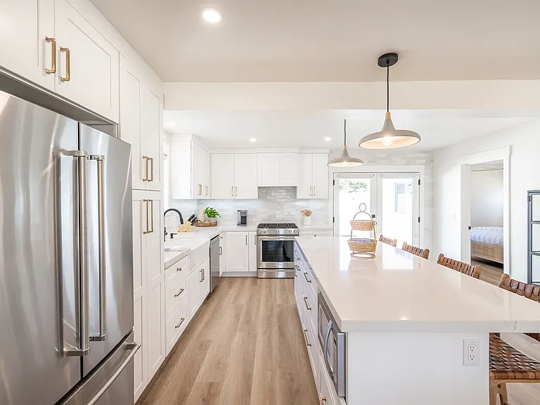 1724 S Horne St — Photo 14