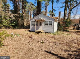 20280 Charles Hall Ct, Coltons Pt, MD 20626