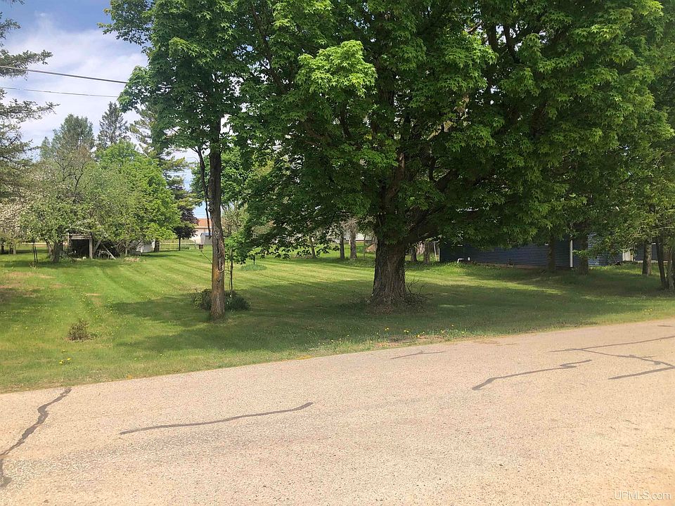 W3776 Elm Ave Spalding, MI, 49886 Apartments for Rent Zillow