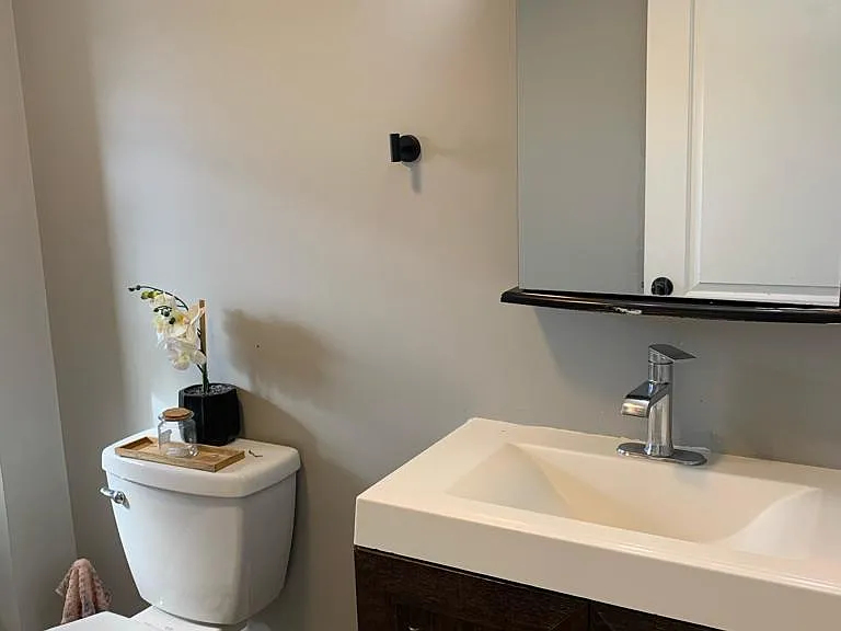 372 E Blackwell St — Photo 19