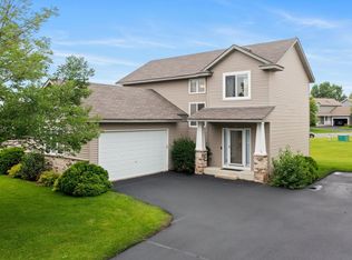 1657 Philipp Way, Shakopee, MN 55379