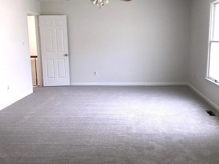 Mainsail Dr — Photo 15