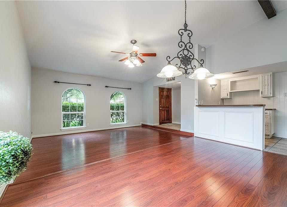 1st image of 1013 Harvest Glen Dr