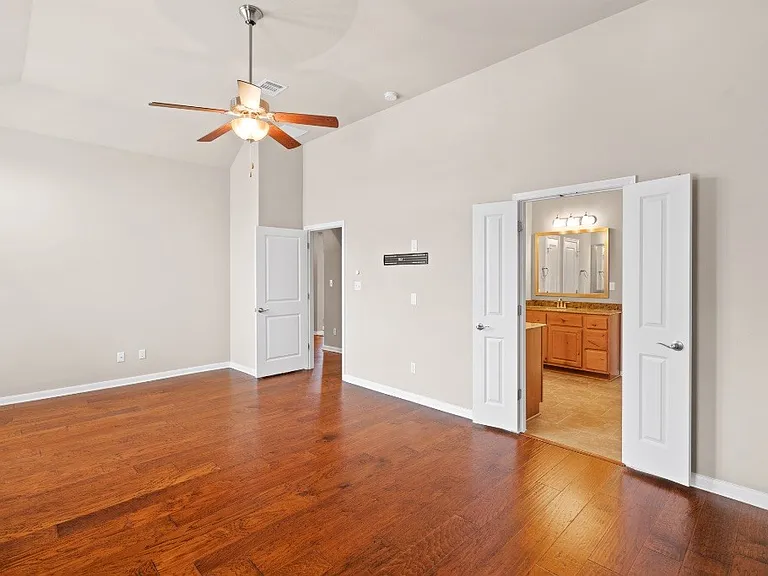 121 Greene — Photo 15