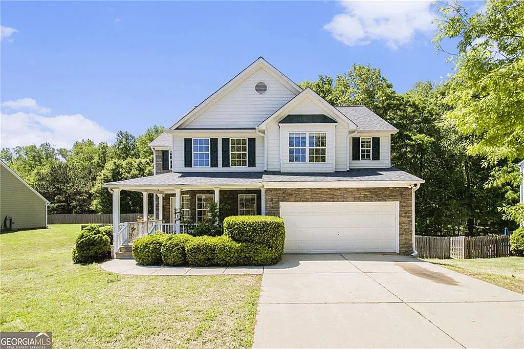 5 bed, 3.5 bath, 3132 sqft, $2,800 — Photo 1