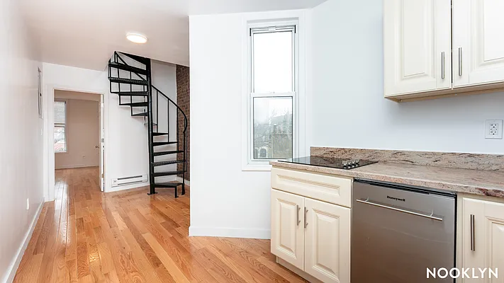 Rented by Nooklyn NYC LLC | media 22