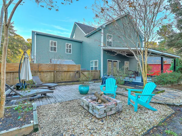 1109 Rearick Rd, Johns Island, SC 29455