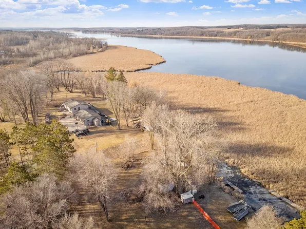 19555 Erie Dr, Burtrum, MN 56318