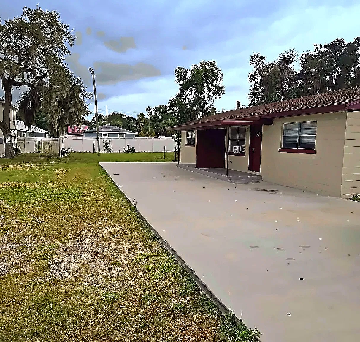 Unit 346 — Photo 1