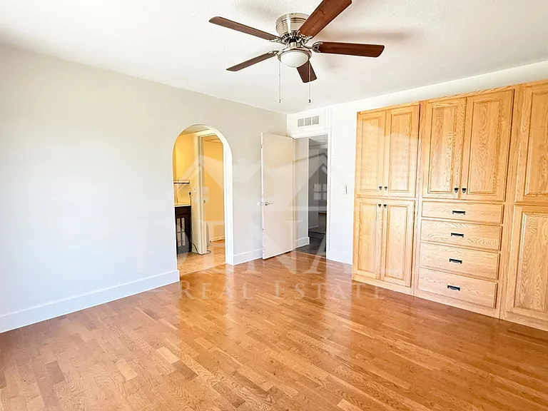 3155 E El Moro Ave — Photo 7