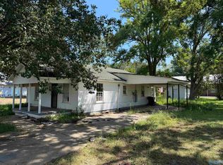 223 Vann St, Scottsboro, AL 35768