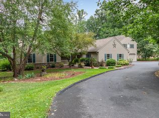 2706 Camp Rd, Manheim, PA 17545