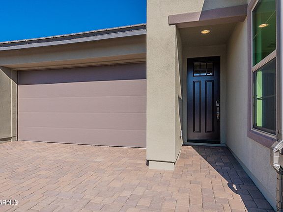 3rd image of 374 E CITRUS HOLLOW Way