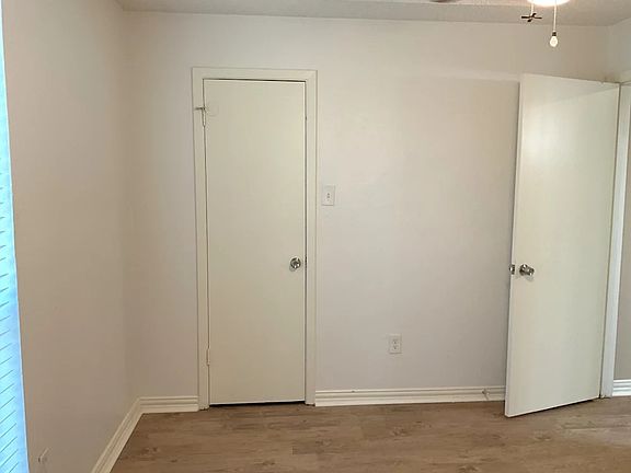 3rd image of 1019 Stell Ave
