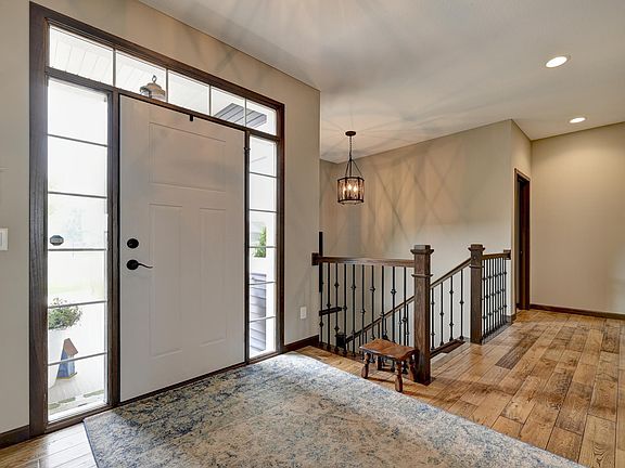 5th image of 3514 Cove Point Cir NW