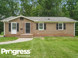 4944 Springview Rd, Charlotte, NC 28213