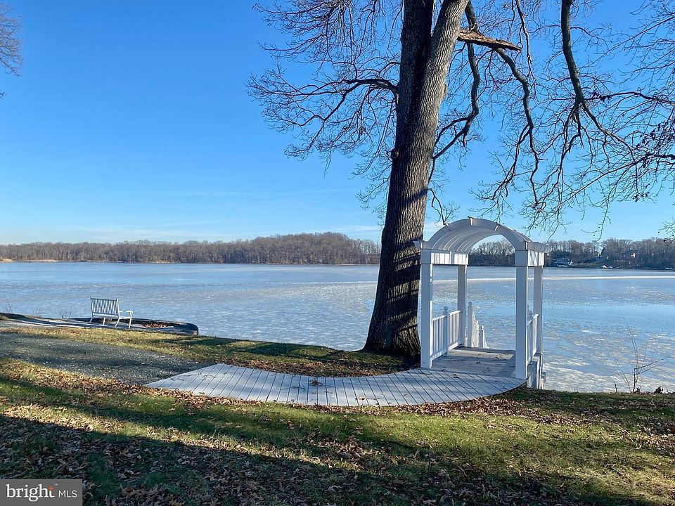 1st image of 4780B Water Park Dr #4780B