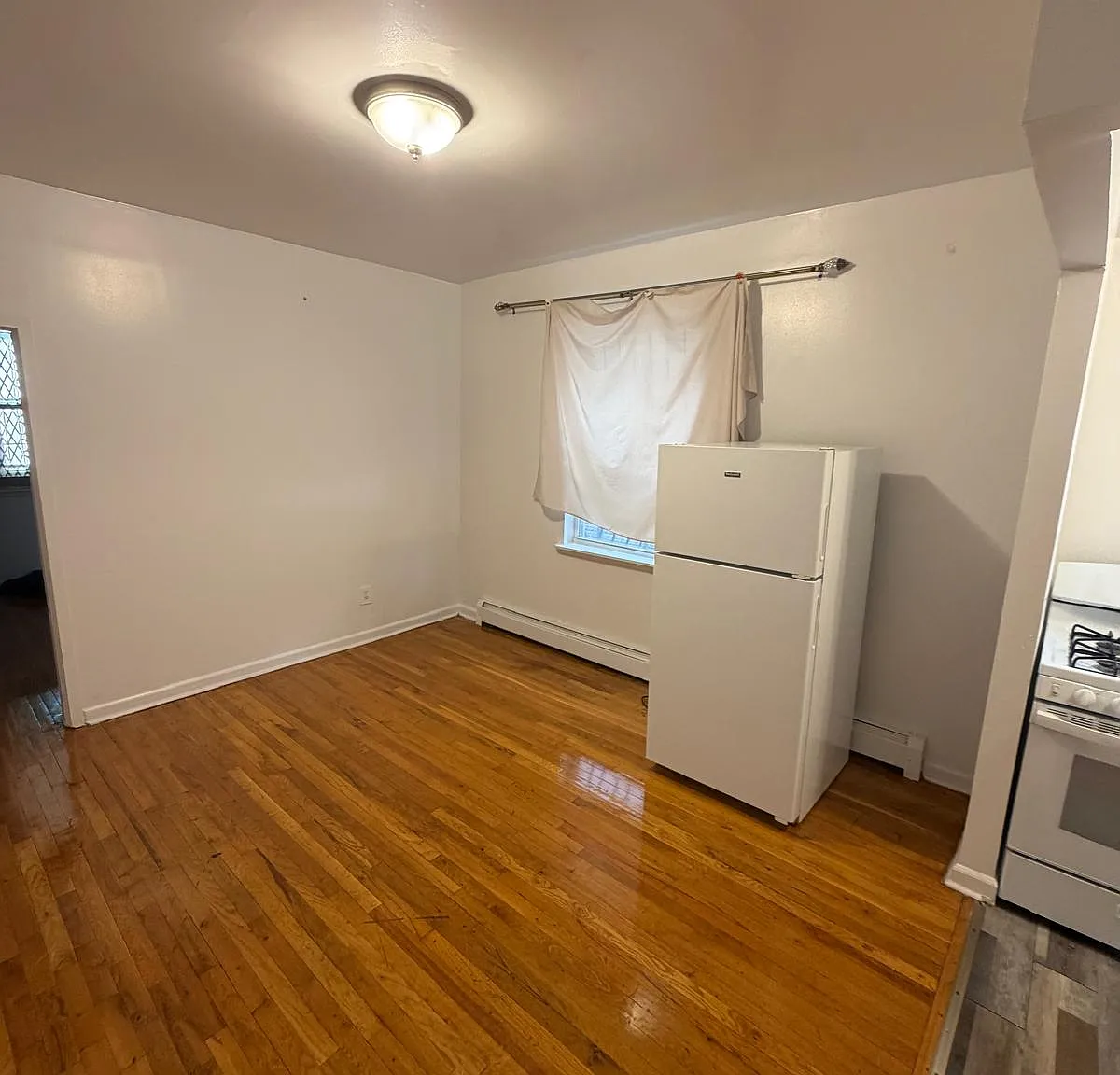 2 bed, $1,850 — Photo 4