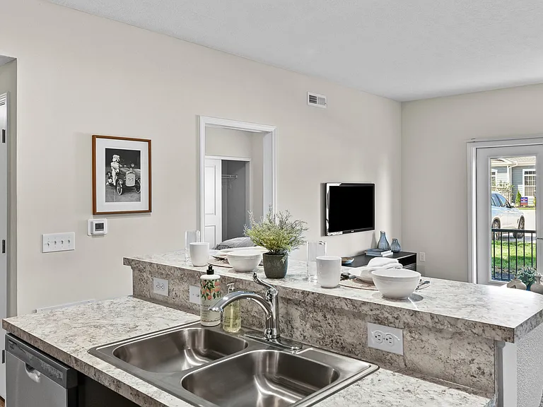 Carlton at Berkshire — Photo 10