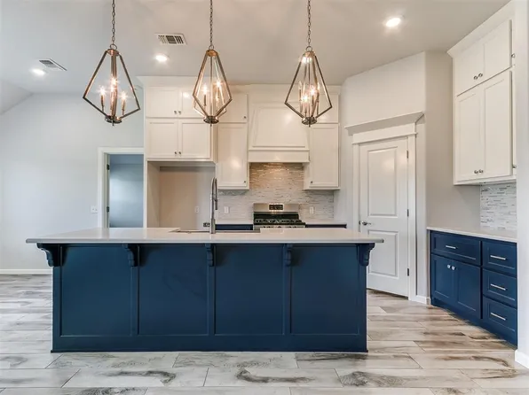 3909 Palisade Ln, Oklahoma City, OK 73179