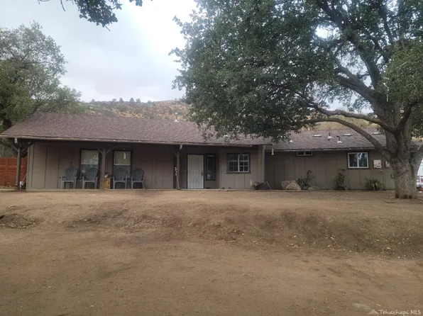 21700 Indian Wells Dr, Tehachapi, CA 93561