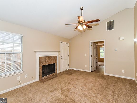 4th image of 1503 Cain Ct N