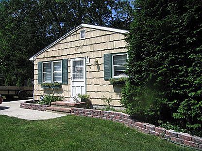 1st image of 18 Washington Ave