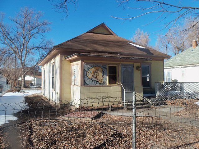 1st image of 715 N Main St