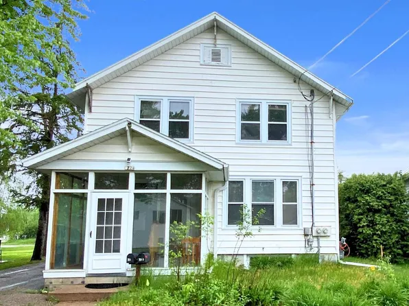 724 WALKER STREET, Stevens Point, WI 54481