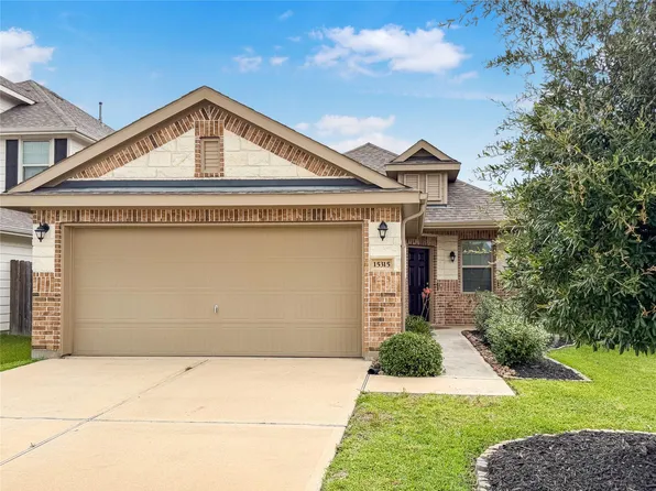 15315 Lake Powell Dr, Humble, TX 77396