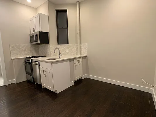 Rented by Tourma Realty LLC | media 35