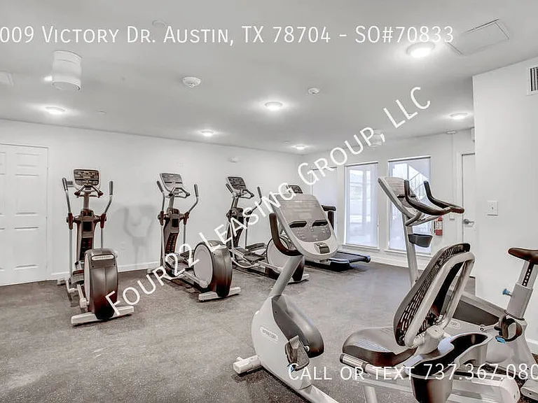 4009 Victory Dr #78704 — Photo 3