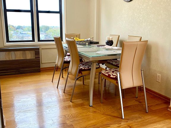4th image of 145 Lincoln Ave APT 7