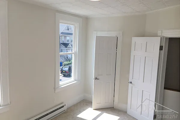 Rented by Ideal Properties Group | media 3