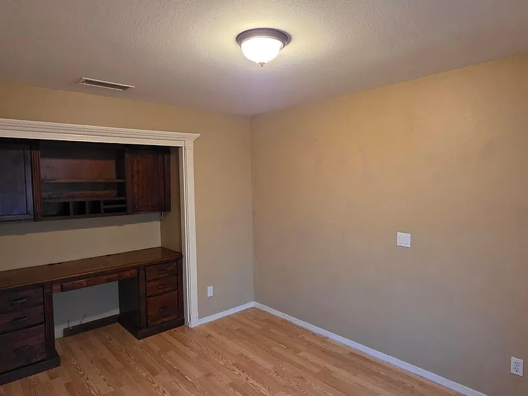 9163 W Davis Rd — Photo 18