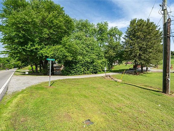 2nd image of 137 Justice Dr