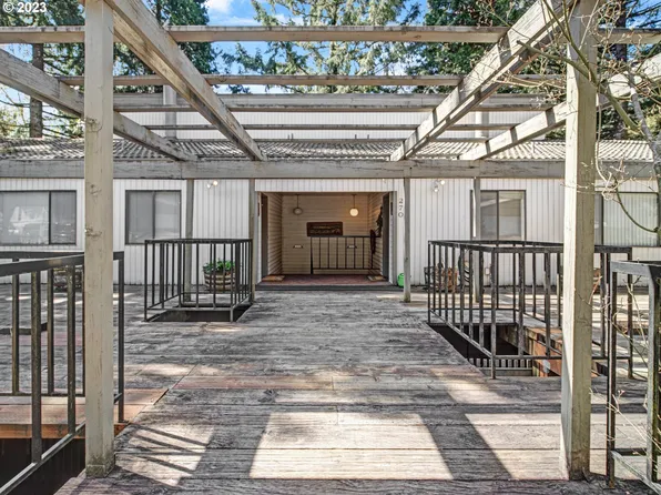 264 Cervantes Cir, Lake Oswego, OR 97035
