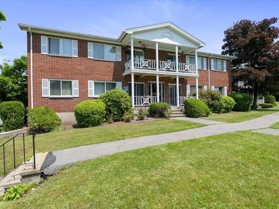 5 Bayberry Dr APT 2, Sharon, MA, 02067