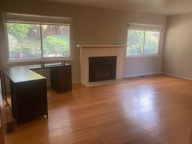 6 Louise Ct — Photo 11
