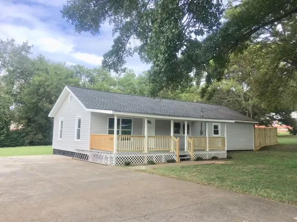 102 Foster Rd, Dalton, GA 30720
