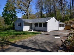 21 Castle Hill Dr, Bethel, CT 06801