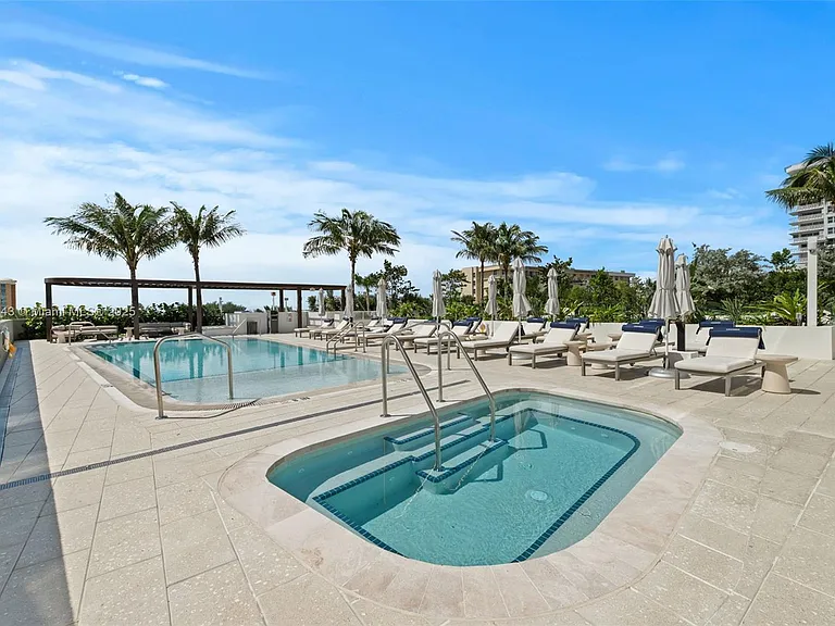900 N Ocean Blvd #1005 — Photo 41