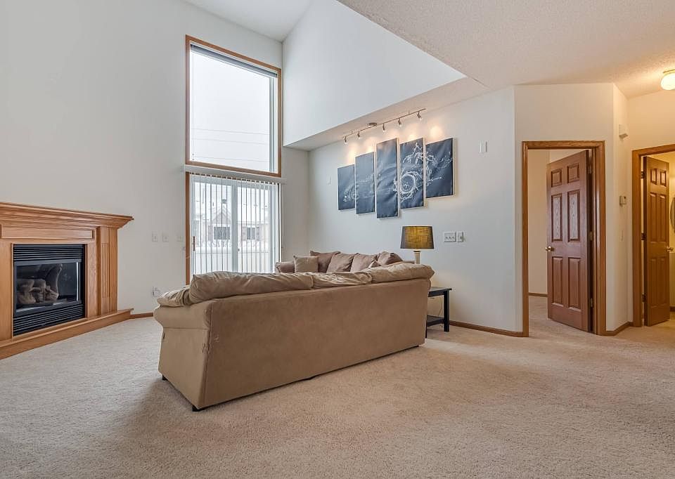 1st image of 6857 Meadow Grass Ln S