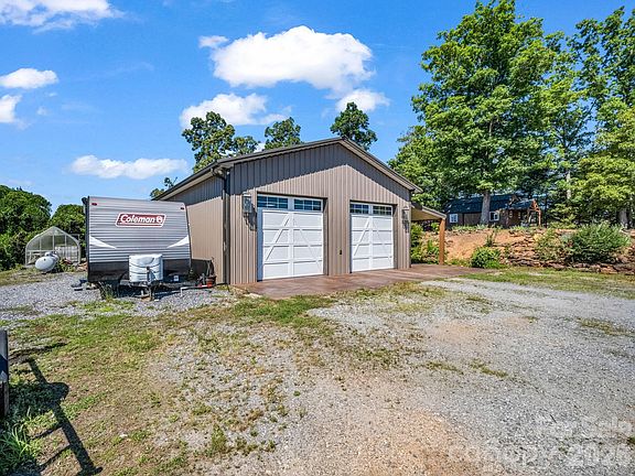 3rd image of 372 Horn Bottom Rd