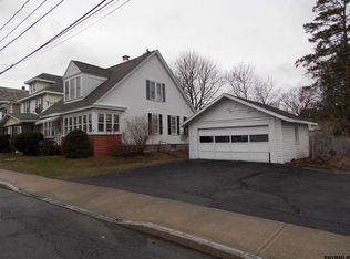 4 Yale St, Schenectady, NY 12304