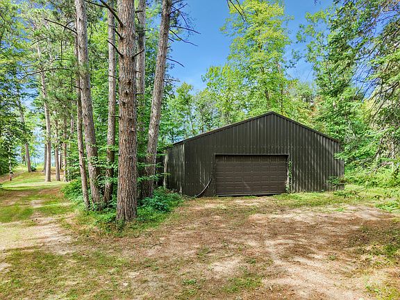 3rd image of 4092 Clough Rd