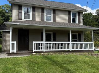 132 Ridge Rd, Highland Mills, NY 10930