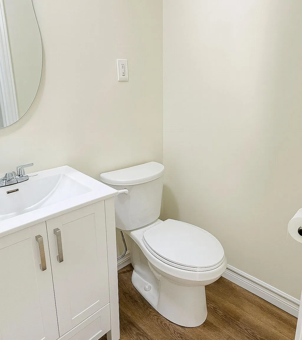 1 bed, $1,000 — Photo 4
